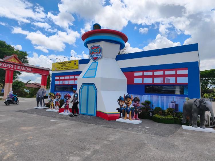 Pos Yan Pokok Jengkol Layani Pengendara di Mandau, Polri Hadir di Tengah Masyarakat